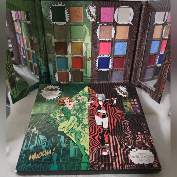 Makeup Revolution x DC Batman Harley Quinn Poison Ivy Eyeshadow Palette BNIB
